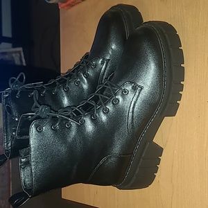 Madden girl combat boots